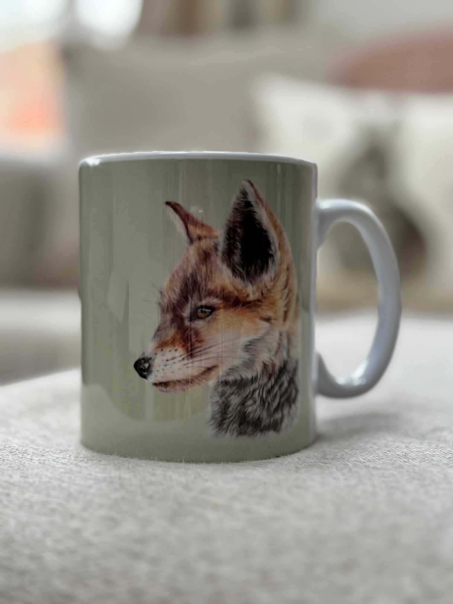 Country-style Fox Cub Mug with detailed wildlife illustration. Ideal British kitchenware gift for coffee lovers and nature enthusiasts.